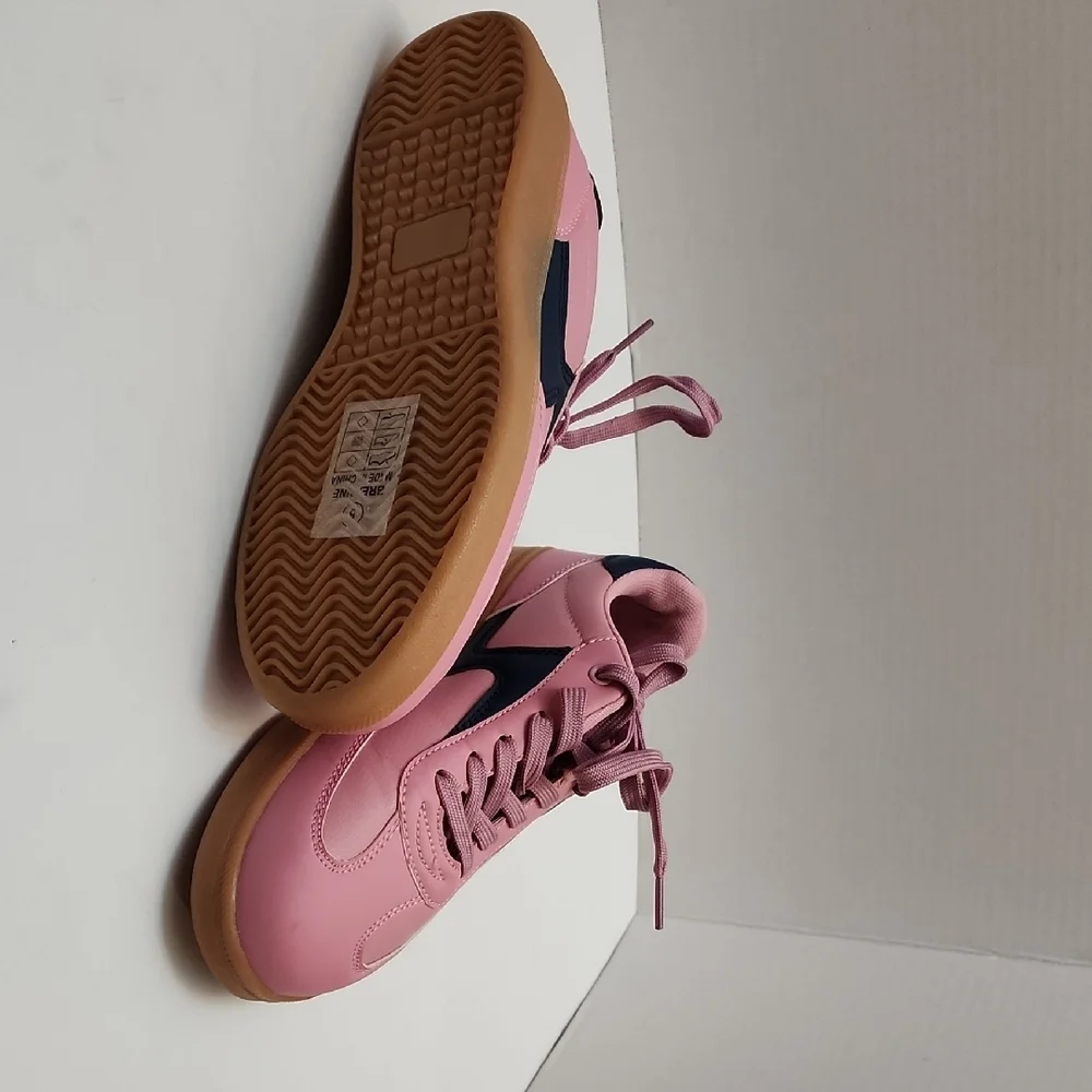 Nicole Miller Pink and Blue Fashion Sneakers